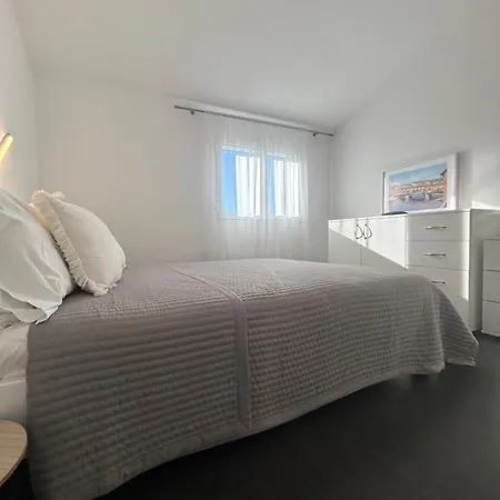 Zlata Moga Rogoznica (Sibenik-Knin)