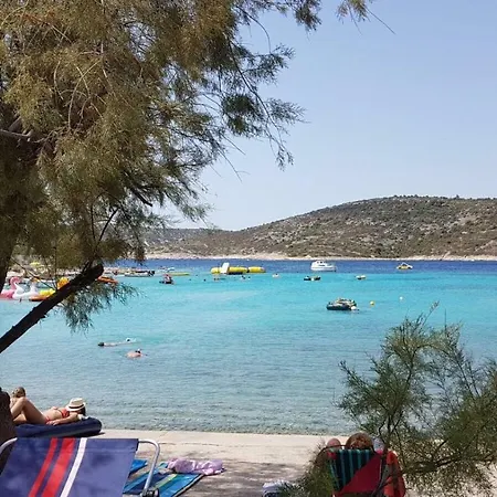 Zlata Moga * Rogoznica (Sibenik-Knin)